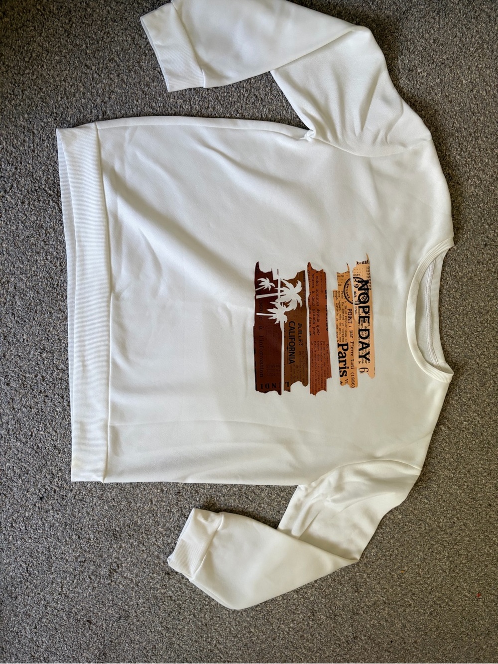SHEIN White Kids Sweatshirt with Brown Travel Graphic